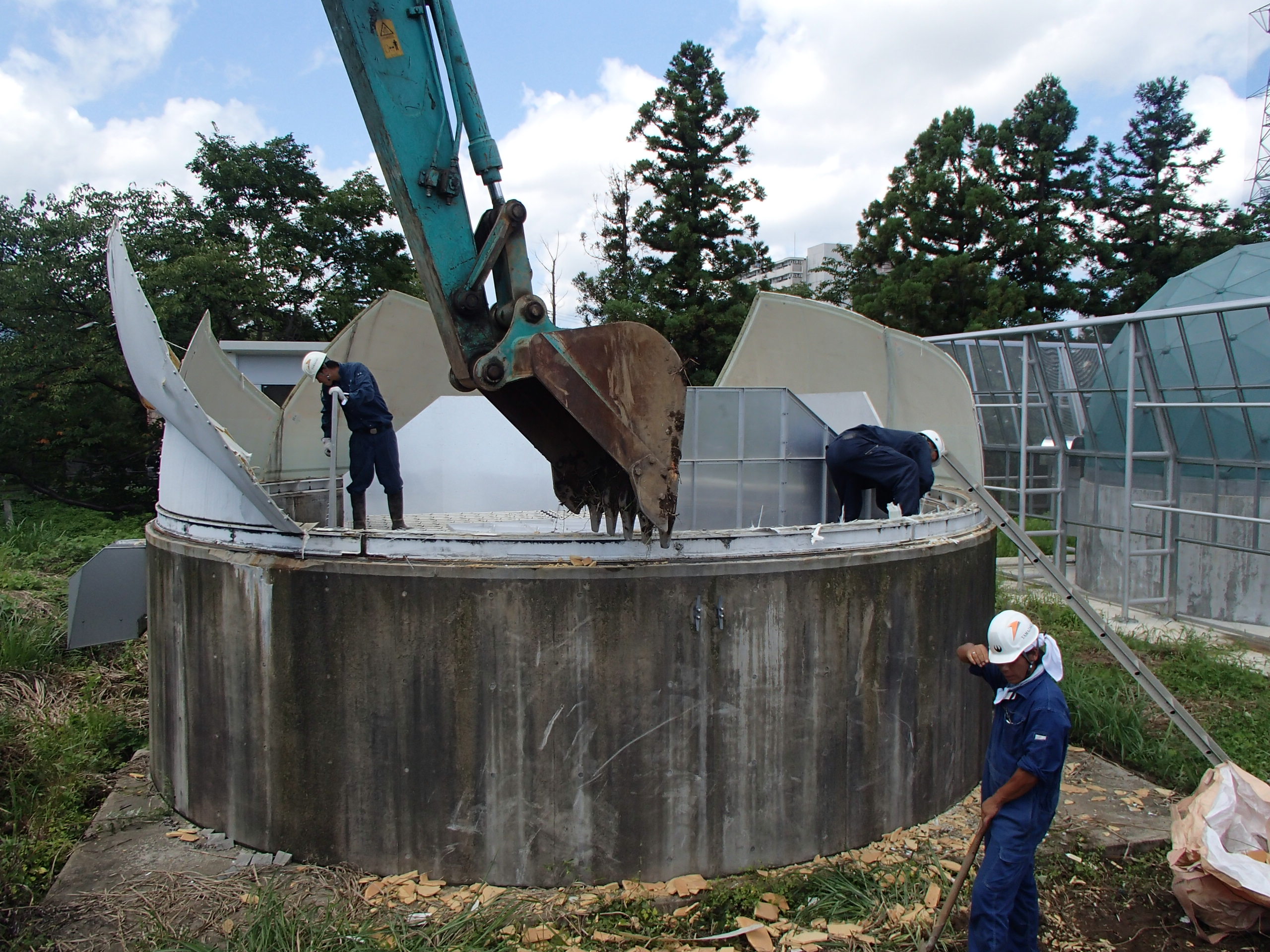 気象庁 パラボナアンテナ解体工事
